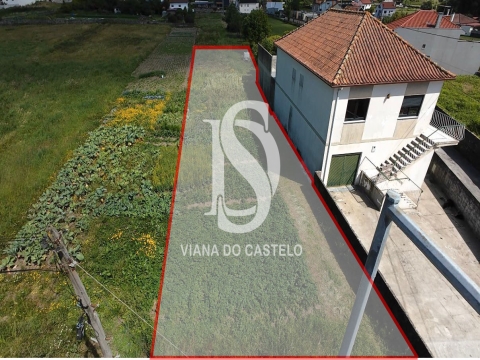 Terreno com projeto aprovado em Vila Nova de Anha